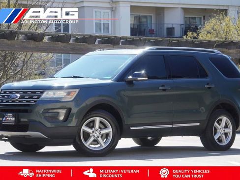 Used 2016 Ford Explorer XLT w/ Equipment Group 202A AWD/4WD image 1