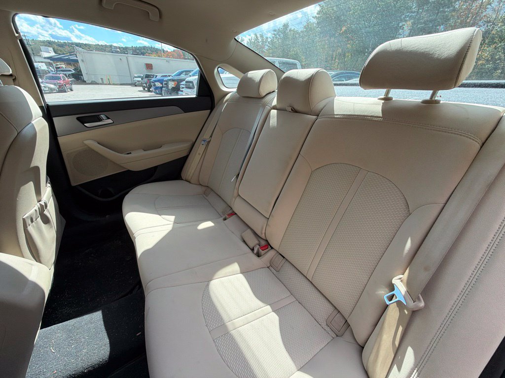Used 2016 Hyundai Sonata SE FWD image 8