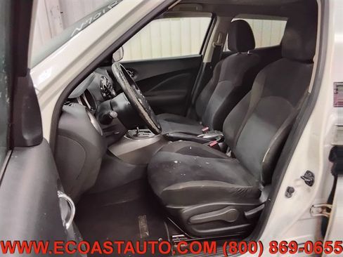 Used 2012 Nissan Juke SV AWD/4WD image 10