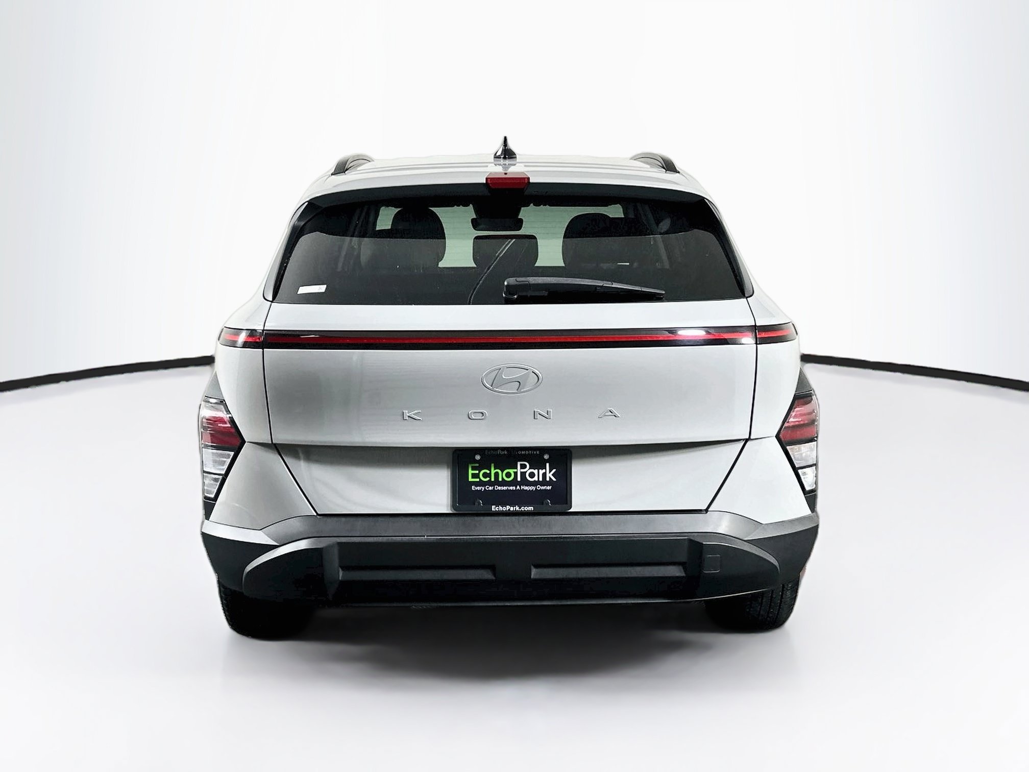 Used 2025 Hyundai Kona SEL FWD image 7