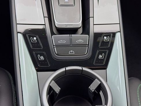 New 2026 Porsche 911 Carrera 4S image 24