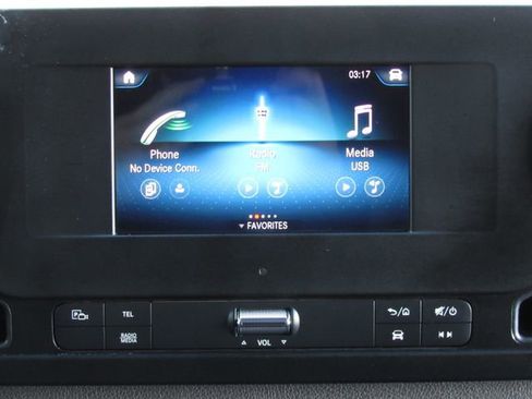 Used 2024 Mercedes-Benz Sprinter 2500 image 27