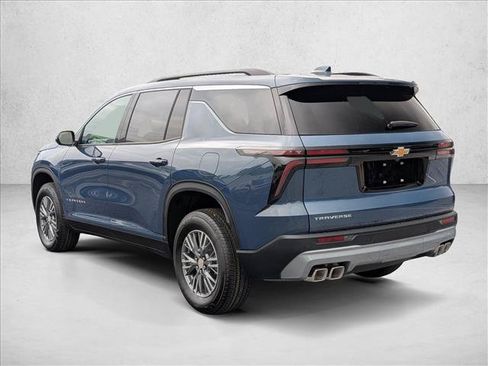 New 2026 Chevrolet Traverse LT FWD image 9