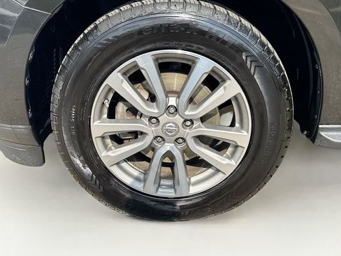 Used 2016 Nissan Pathfinder S image 37