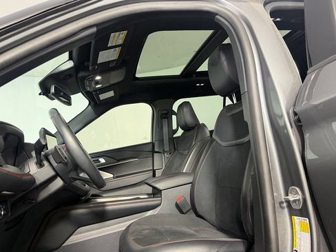 Used 2025 Ford Explorer ST w/ Sun And Sound Package AWD/4WD image 23