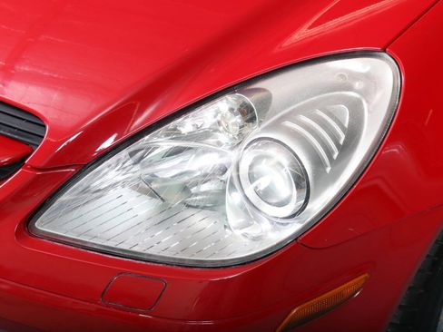 Used 2005 Mercedes-Benz SLK 350 w/ Entertainment Pkg image 13