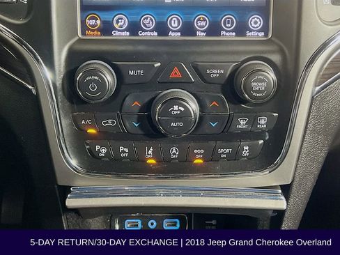 Used 2018 Jeep Grand Cherokee Overland AWD/4WD image 22