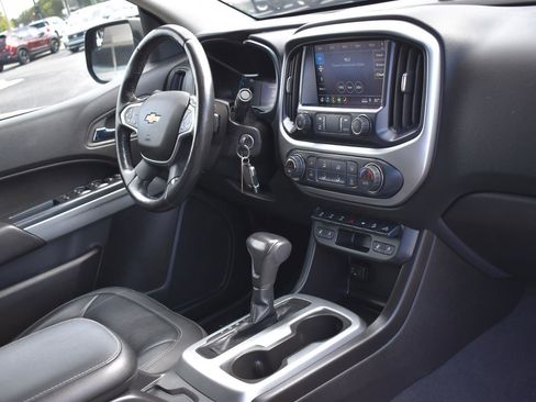 Used 2019 Chevrolet Colorado ZR2 w/ ZR2 Midnight Special Edition image 12