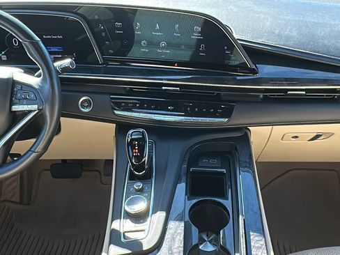 Used 2021 Cadillac Escalade Premium Luxury w/ Driver Assist Tech Package image 22