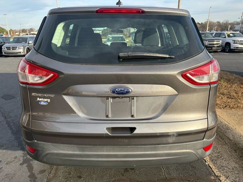 Used 2014 Ford Escape S FWD image 6