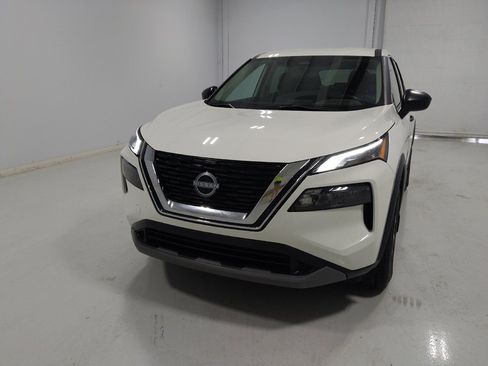 Used 2023 Nissan Rogue S AWD/4WD image 15
