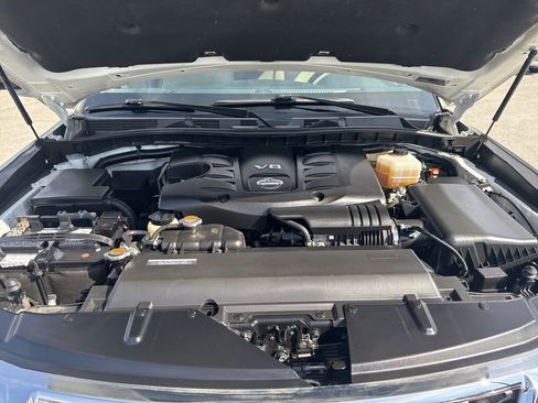 Used 2019 Nissan Armada Platinum w/ Captain's Chairs Package image 38