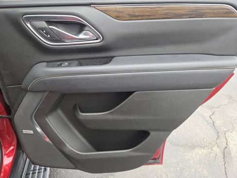 Used 2023 Chevrolet Tahoe Premier w/ Premium Package image 31