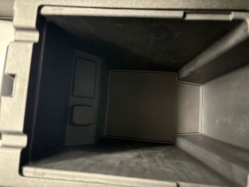 Used 2024 Chevrolet Blazer LT w/ Midnight/Sport Edition image 59