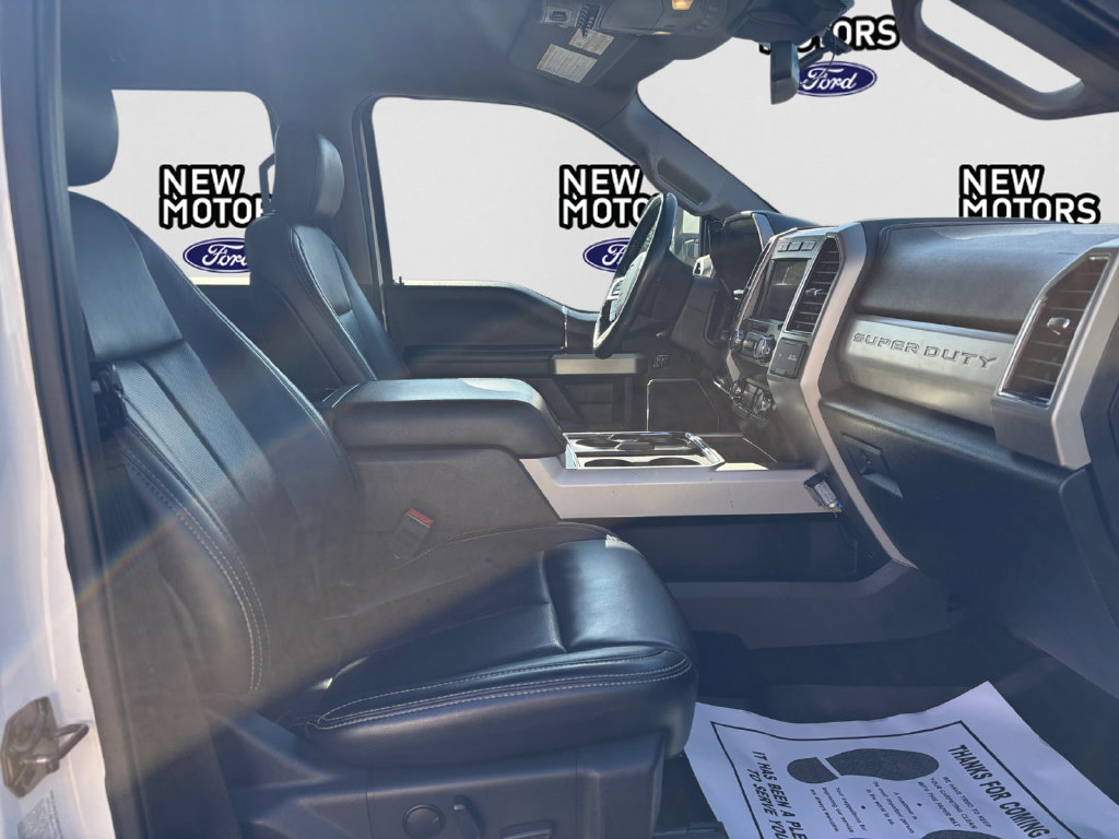 Used 2020 Ford F350 Lariat w/ Lariat Ultimate Package AWD/4WD image 16