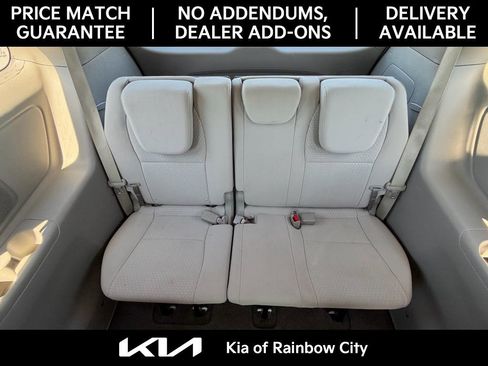 Used 2016 Kia Sedona L image 14