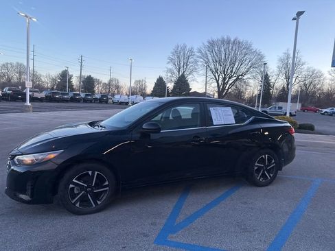 Used 2024 Nissan Sentra SV image 5