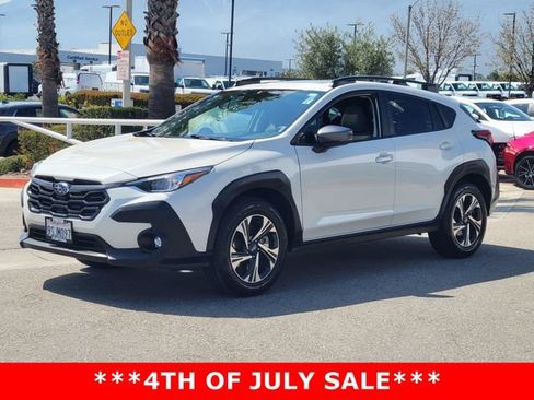 Used 2025 Subaru Crosstrek 2.5i Premium AWD/4WD image 2