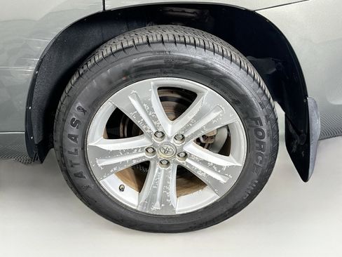 Used 2010 Toyota Highlander Limited image 11