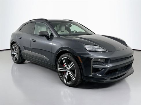 Certified 2024 Porsche Macan Turbo Electric AWD/4WD image 9