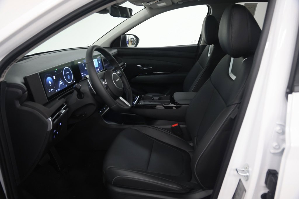 New 2026 Hyundai Tucson Limited w/ Tow & Go Package AWD/4WD image 17