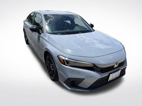 Used 2024 Honda Civic Sport image 2
