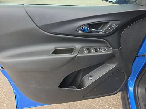 Used 2024 Chevrolet Equinox LT FWD image 18
