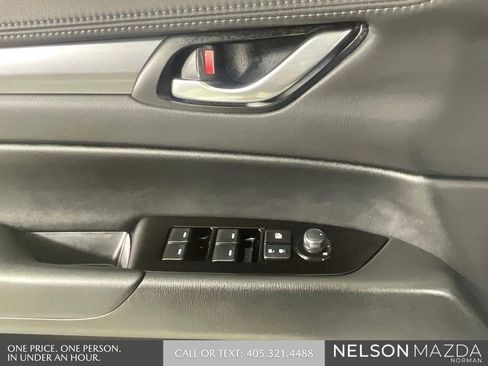 Used 2025 MAZDA CX-5 AWD 2.5 S w/ Preferred Package image 17