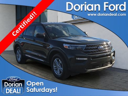 Certified 2023 Ford Explorer XLT w/ Equipment Group 202A AWD/4WD image 1