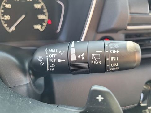 Used 2025 Honda Pilot EX-L image 28