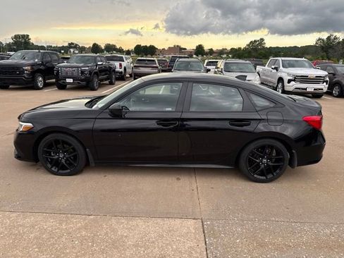 Used 2024 Honda Civic Sport image 6