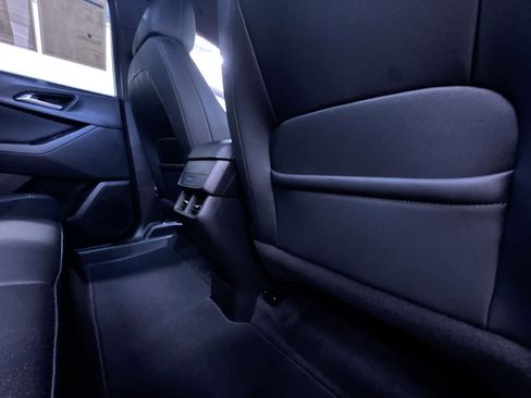 Used 2025 Chevrolet Equinox LT w/ Convenience Package II FWD image 41