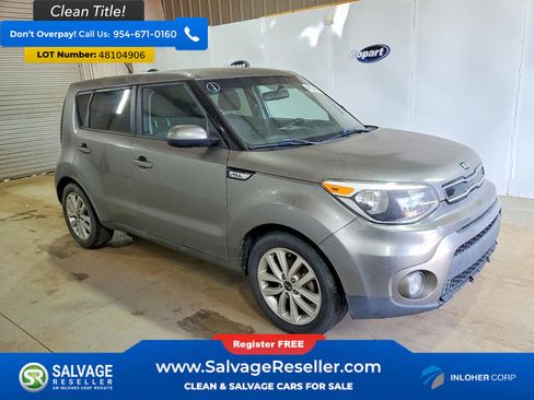 Used 2018 Kia Soul + FWD image 5