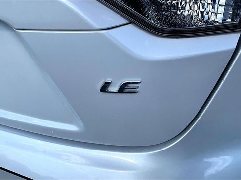 Used 2023 Toyota Corolla LE FWD image 8