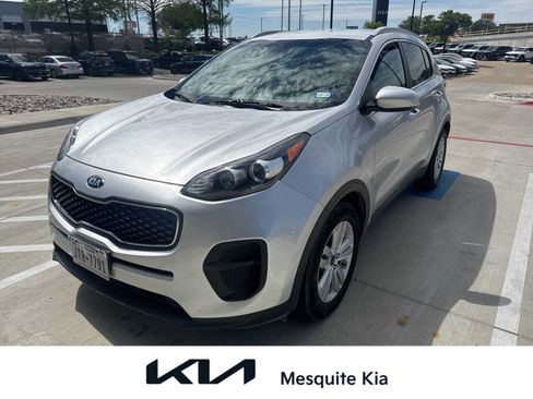 Used 2017 Kia Sportage LX w/ LX Popular Package image 1