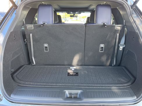 Certified 2026 INFINITI QX60 Sport w/ Dark Cargo Package AWD/4WD image 18