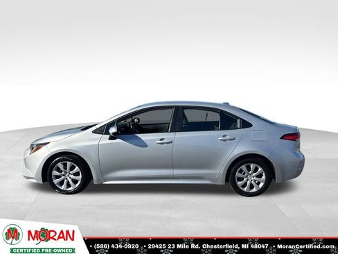 Used 2024 Toyota Corolla LE image 2