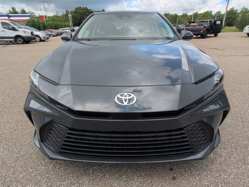 Certified 2026 Toyota Camry LE w/ Convenience Package FWD image 11