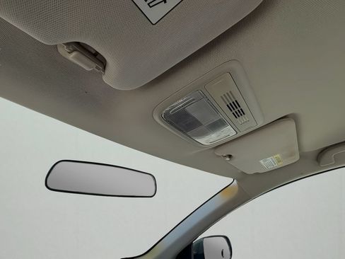 Used 2022 Honda HR-V LX image 29