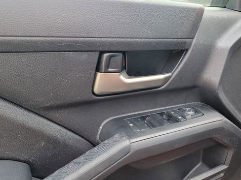 Used 2024 Toyota Tacoma TRD Sport image 12