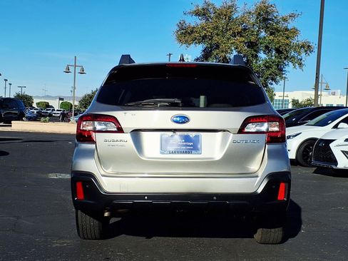Used 2019 Subaru Outback 2.5i Limited image 5