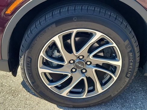 Used 2021 Lincoln Corsair AWD w/ Equipment Group 101A image 10