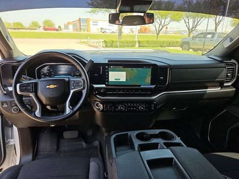 Used 2025 Chevrolet Silverado 2500 LT image 20