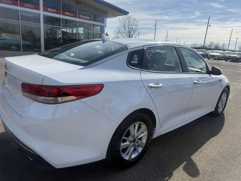 Used 2017 Kia Optima LX FWD image 7