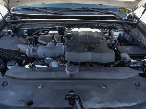 Used 2018 Toyota 4Runner SR5 RWD image 24