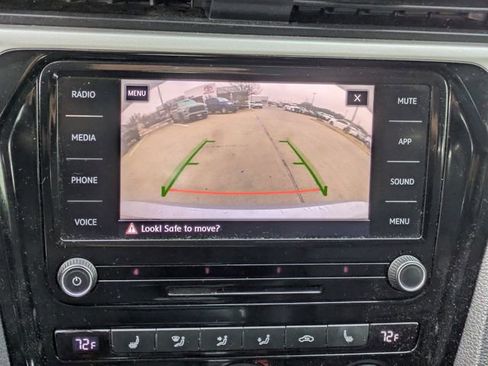 Used 2020 Volkswagen Passat 2.0T SE w/ Sunroof Package image 17