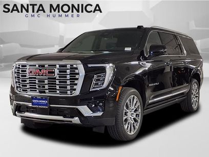 New 2026 GMC Yukon XL Denali w/ Sun & Power Step Package