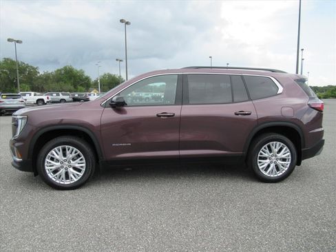 Used 2024 GMC Acadia Elevation w/ Luxury Package FWD image 4