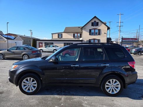Used 2011 Subaru Forester 2.5X Premium w/ All-Weather Pkg image 10