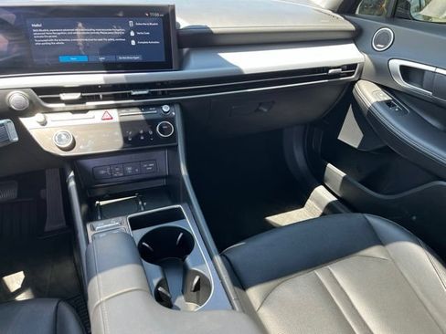 Used 2024 Hyundai Sonata Limited FWD image 16